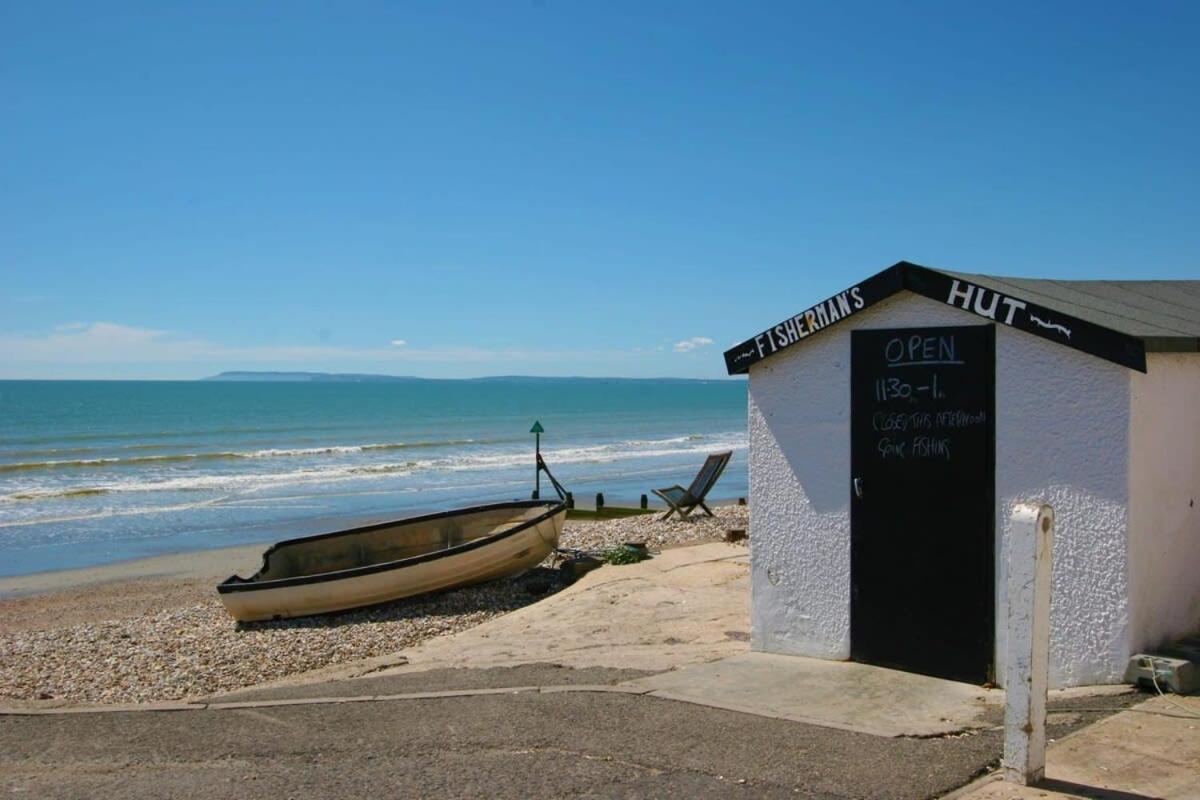 Beach House For 10 With Hot Tub & Garden Villa West Wittering Exterior photo